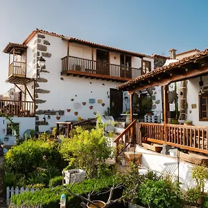 Tajona & Granero Landhaus